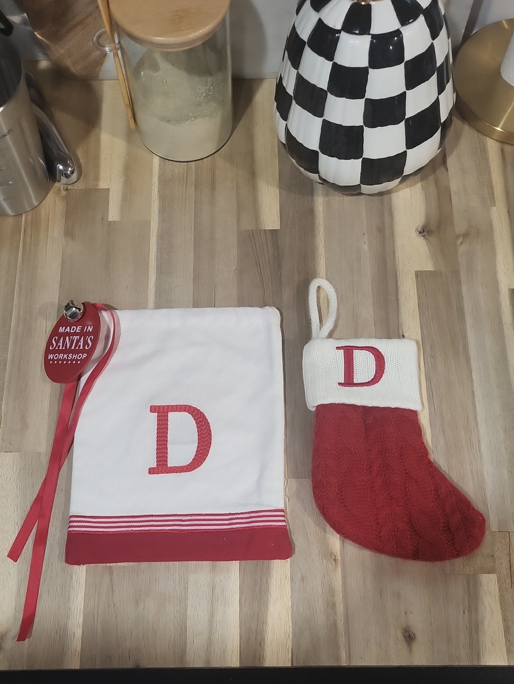❤️🤍 Classic Letter D Monogram Mini Knit Stocking And Fabric Gift Sack Set